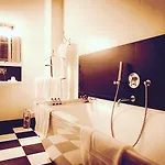 L'hotel Particulier Guest house