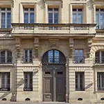 Guest house L'hotel Particulier 4*
