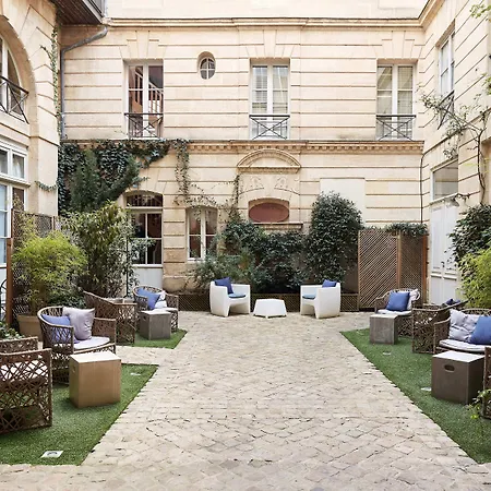 L'hotel Particulier 게스트하우스 4*